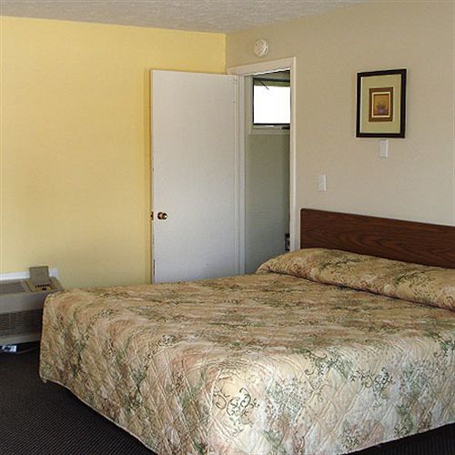 Geneva Inn Zewnętrze zdjęcie